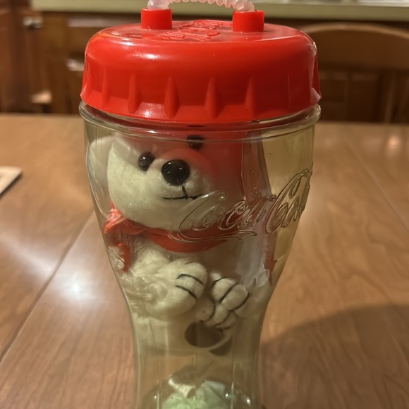 Vintage Coca Cola Drink Bottle with Signature Polar Bear - Picture 8 of 8